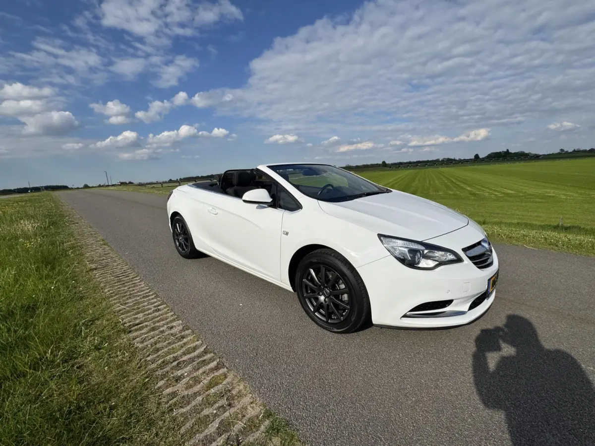1.4 Turbo Cosmo 92555 km stoelstuurverwarming boekjes