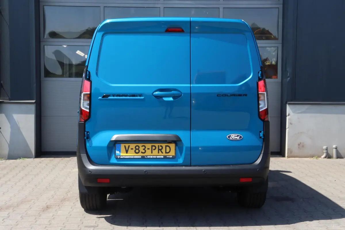 Cour. Limited 44 kWh l FULL OPTION l NAVI l CLIMATE l STUURVERWARMING l LANE ASSIST l CAMERA