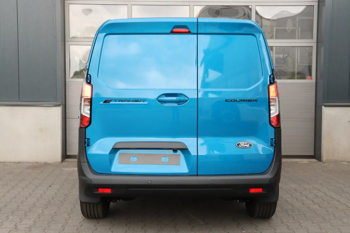 Cour. Limited 44 kWh l FULL OPTION l NAVI l CLIMATE l STUURVERWARMING l LANE ASSIST l CAMERA