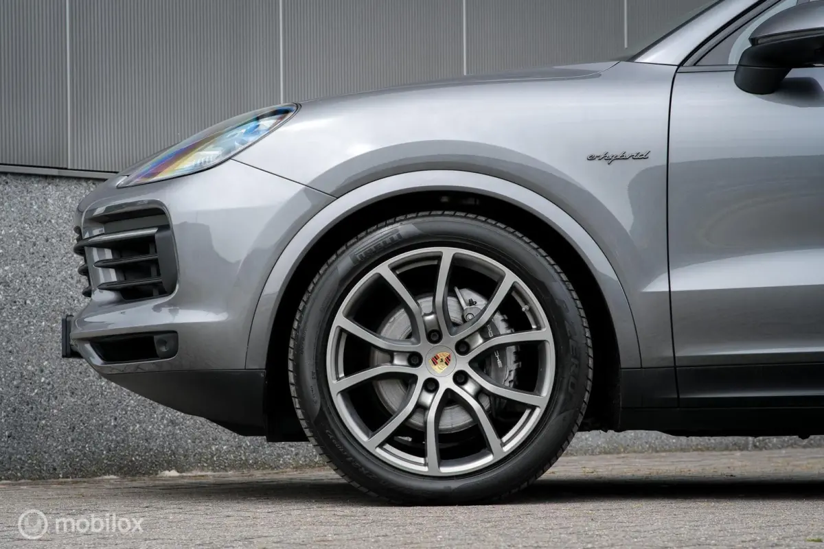 3.0 E-Hybrid | Dealer OH | Meesturende As | Sportchono | Stoelkoeling | Dubbel glas | Trekhaak | Panorama | LED | Adaptive | NL auto NAP |