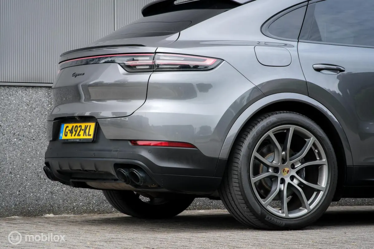 3.0 E-Hybrid | Dealer OH | Meesturende As | Sportchono | Stoelkoeling | Dubbel glas | Trekhaak | Panorama | LED | Adaptive | NL auto NAP |