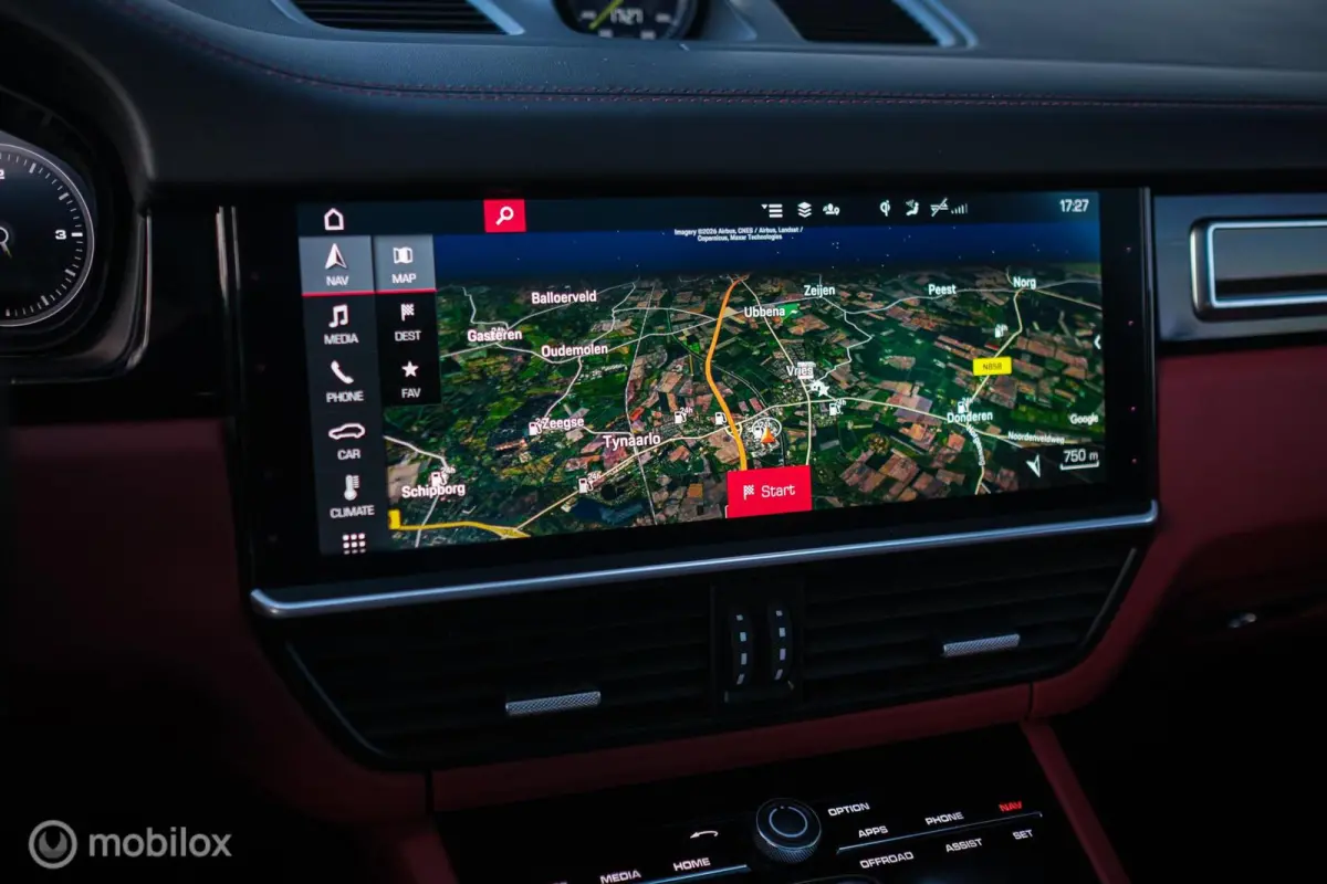 3.0 E-Hybrid | Dealer OH | Meesturende As | Sportchono | Stoelkoeling | Dubbel glas | Trekhaak | Panorama | LED | Adaptive | NL auto NAP |