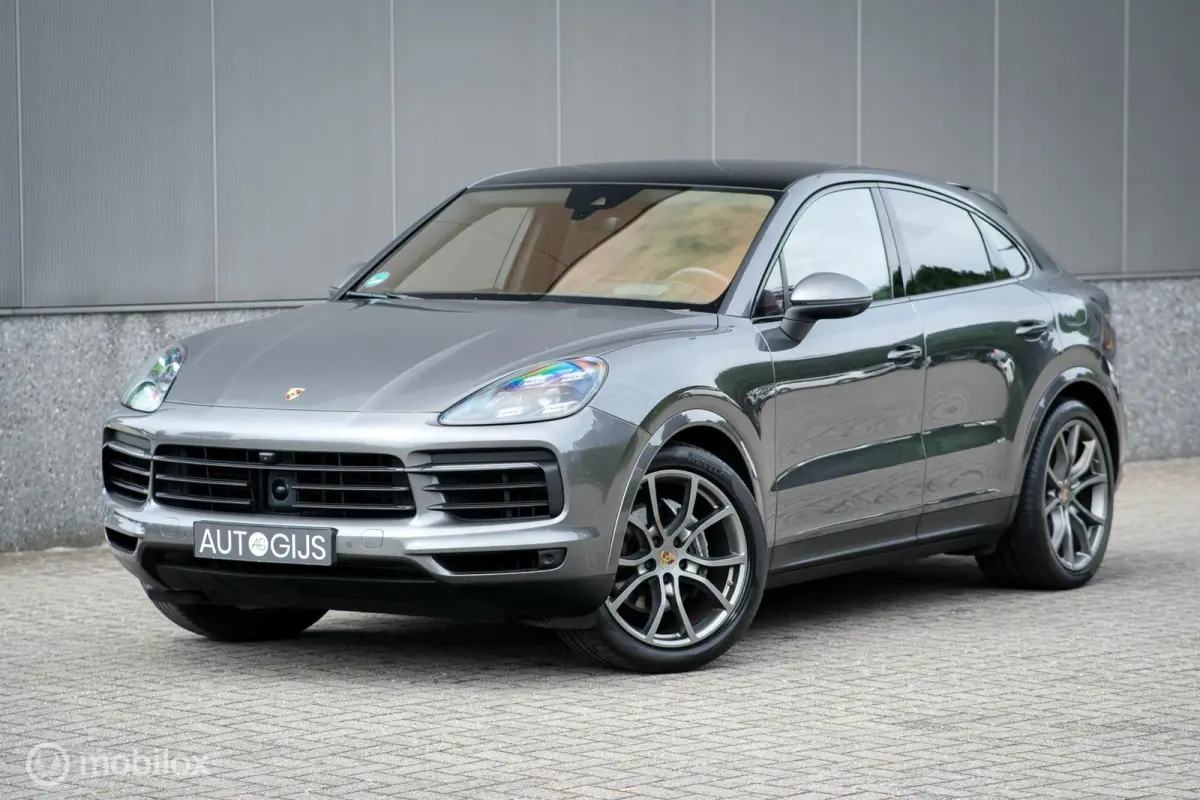3.0 E-Hybrid | Dealer OH | Meesturende As | Sportchono | Stoelkoeling | Dubbel glas | Trekhaak | Panorama | LED | Adaptive | NL auto NAP |