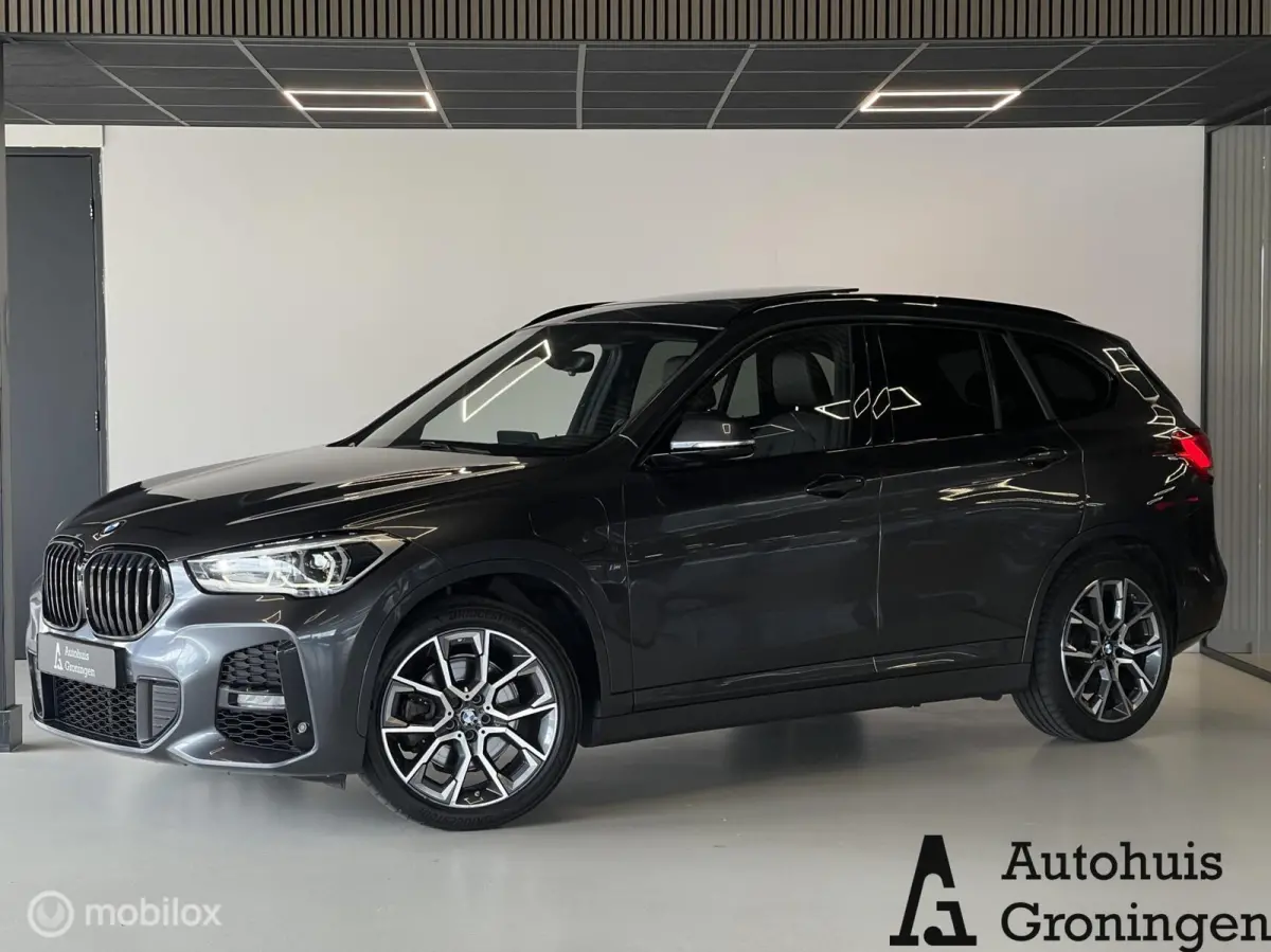 xDrive25e M Sport | Head-Up | Pano | Trekhaak | Plug-in Hybrid