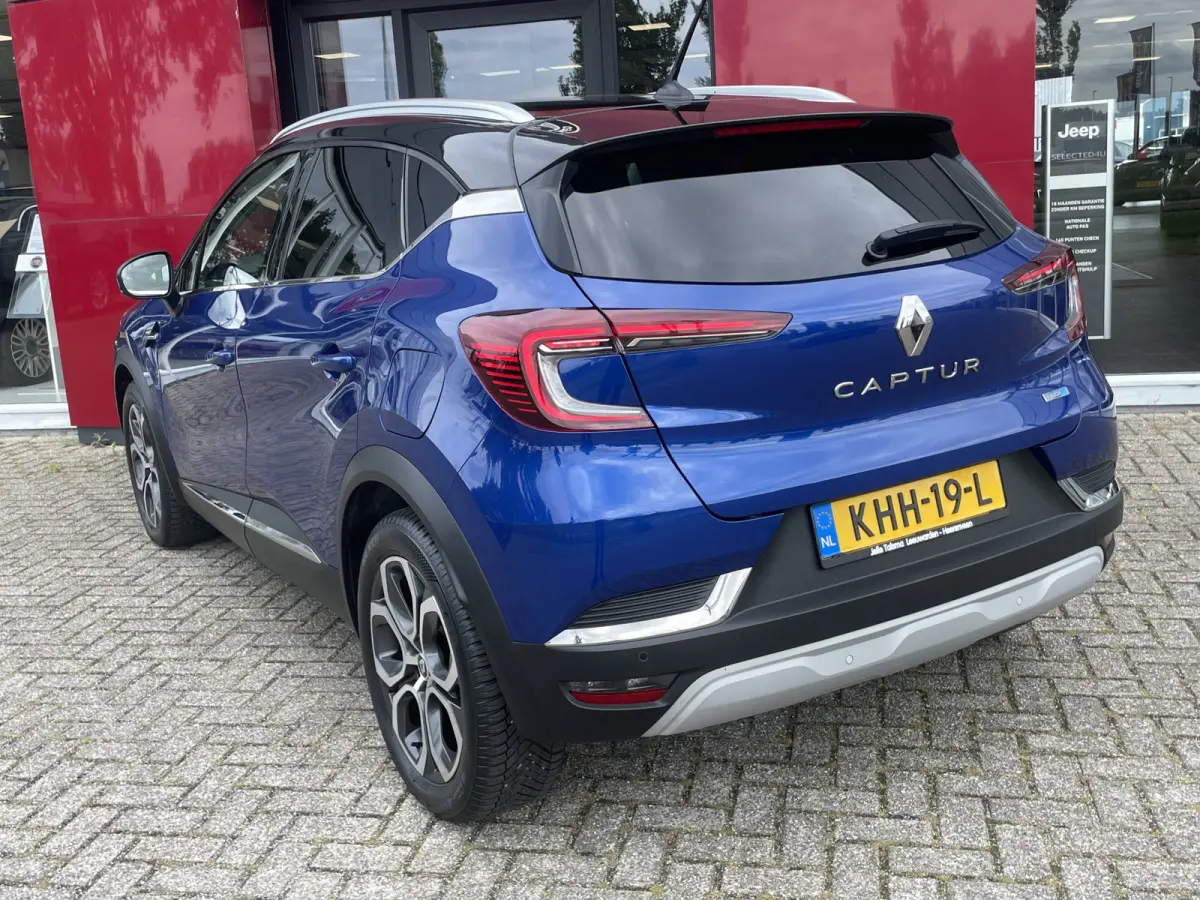 1.6 E-Tech Plug-in Hybrid 160 Intens | Stoelverwarming | Camera |