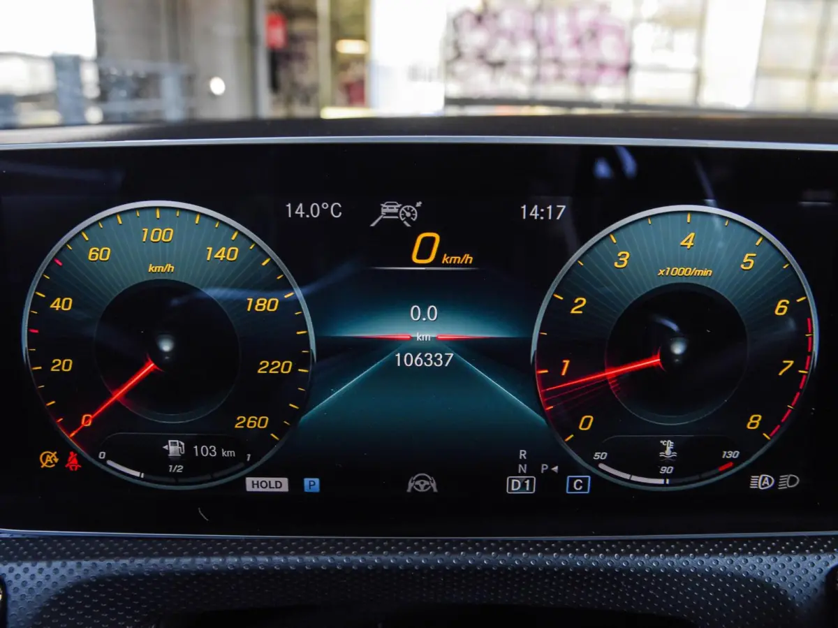 250 4MATIC Premium Plus | Edition 1 AMG | Panoramadak | Distronic | Sfeerverlichting | Multibeam LED | Rondomzicht Camera | Widescreen | Keyless | 19"