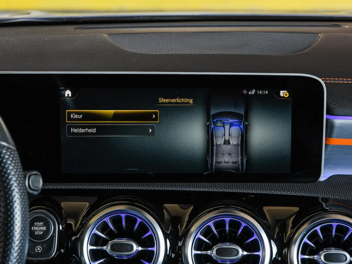 250 4MATIC Premium Plus | Edition 1 AMG | Panoramadak | Distronic | Sfeerverlichting | Multibeam LED | Rondomzicht Camera | Widescreen | Keyless | 19"