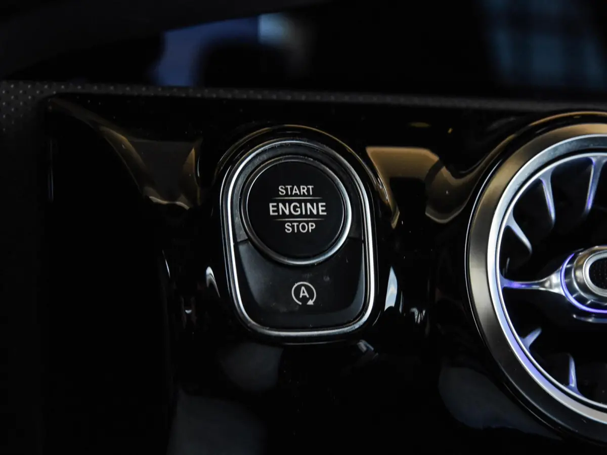 250 4MATIC Premium Plus | Edition 1 AMG | Panoramadak | Distronic | Sfeerverlichting | Multibeam LED | Rondomzicht Camera | Widescreen | Keyless | 19"