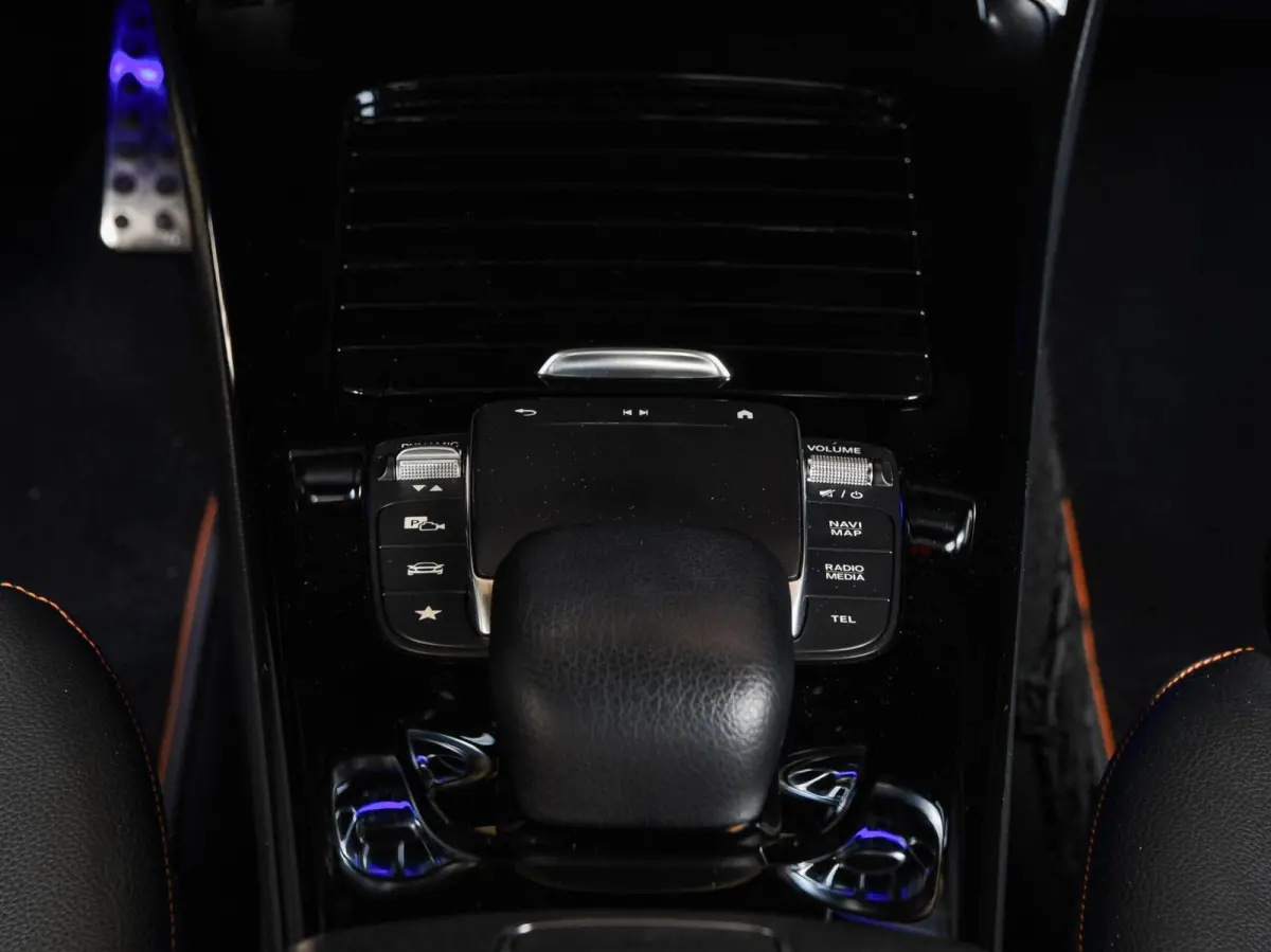 250 4MATIC Premium Plus | Edition 1 AMG | Panoramadak | Distronic | Sfeerverlichting | Multibeam LED | Rondomzicht Camera | Widescreen | Keyless | 19"