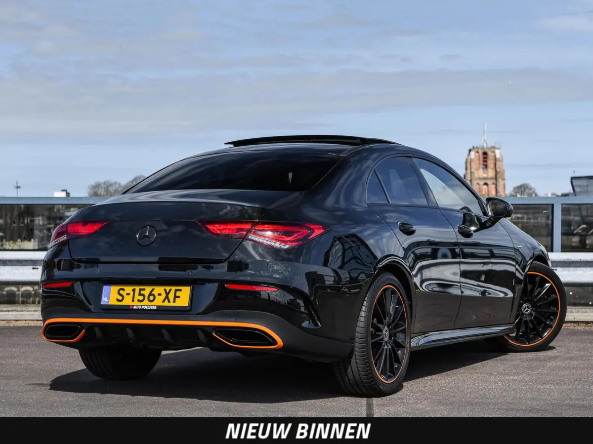 250 4MATIC Premium Plus | Edition 1 AMG | Panoramadak | Distronic | Sfeerverlichting | Multibeam LED | Rondomzicht Camera | Widescreen | Keyless | 19"