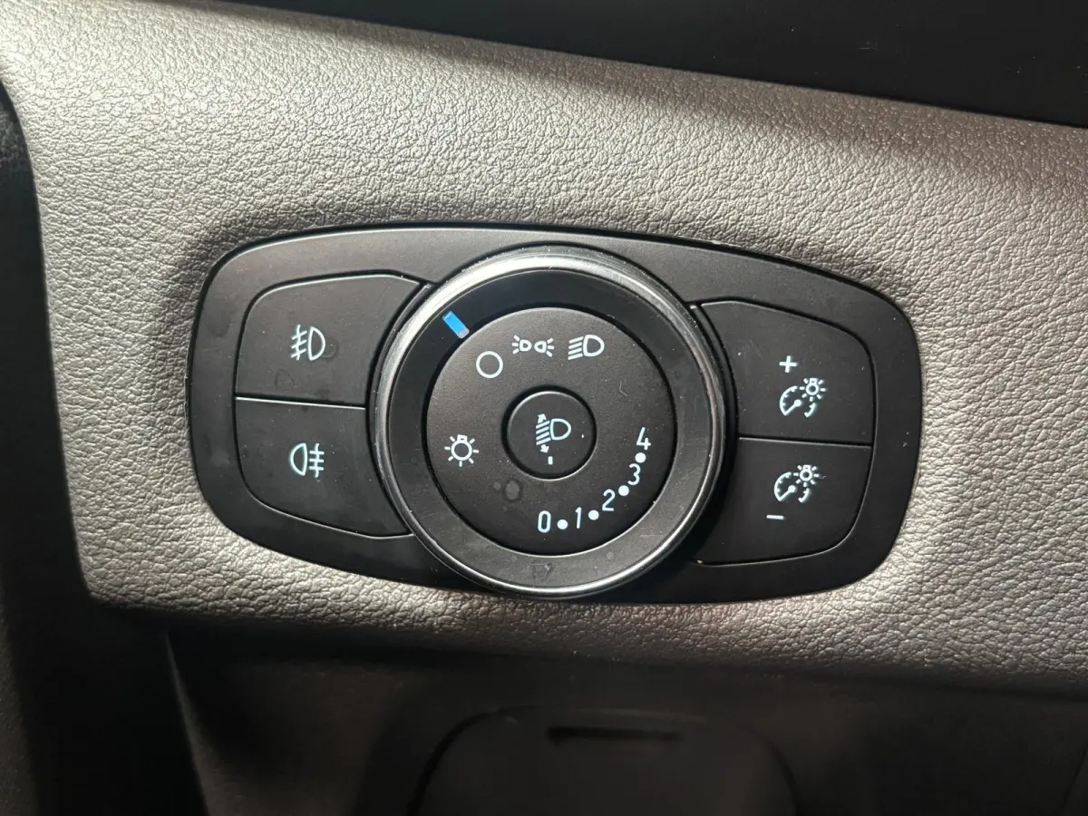 280 2.0 TDCI L1H1 Trend Airco Navigatie Cruise Control Trekhaak Stoelverwarming
