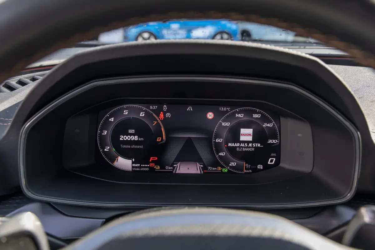 1.5 TSI PHEV e-Hybrid Business | 360 Camera | Sennheiser audio | Cruise adaptief | Stuur+stoel verwarming | Apple Carplay/Android Auto | Sfeerverlichting | Elektrisch verstelb. bestuurdersst