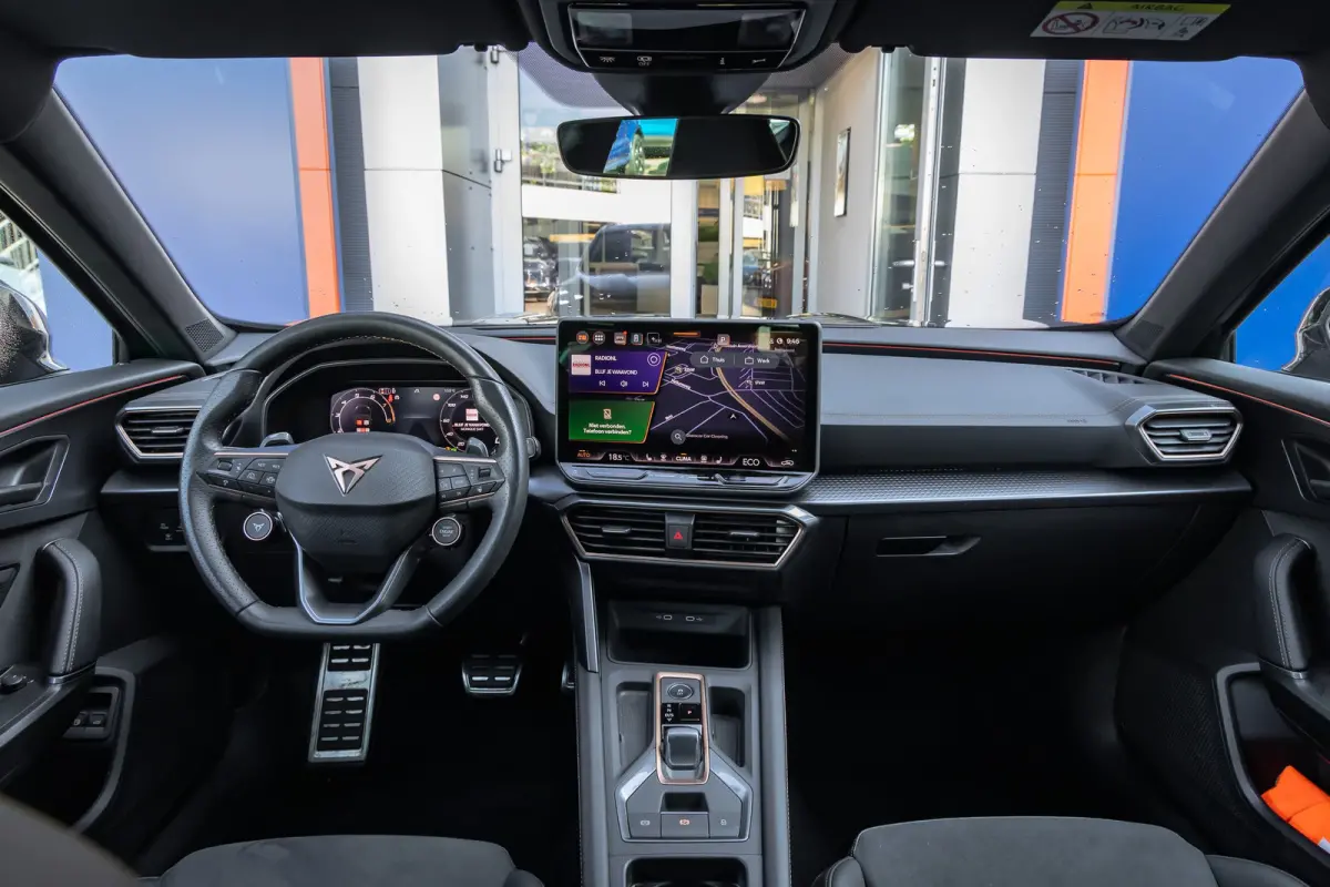 1.5 TSI PHEV e-Hybrid Business | 360 Camera | Sennheiser audio | Cruise adaptief | Stuur+stoel verwarming | Apple Carplay/Android Auto | Sfeerverlichting | Elektrisch verstelb. bestuurdersst