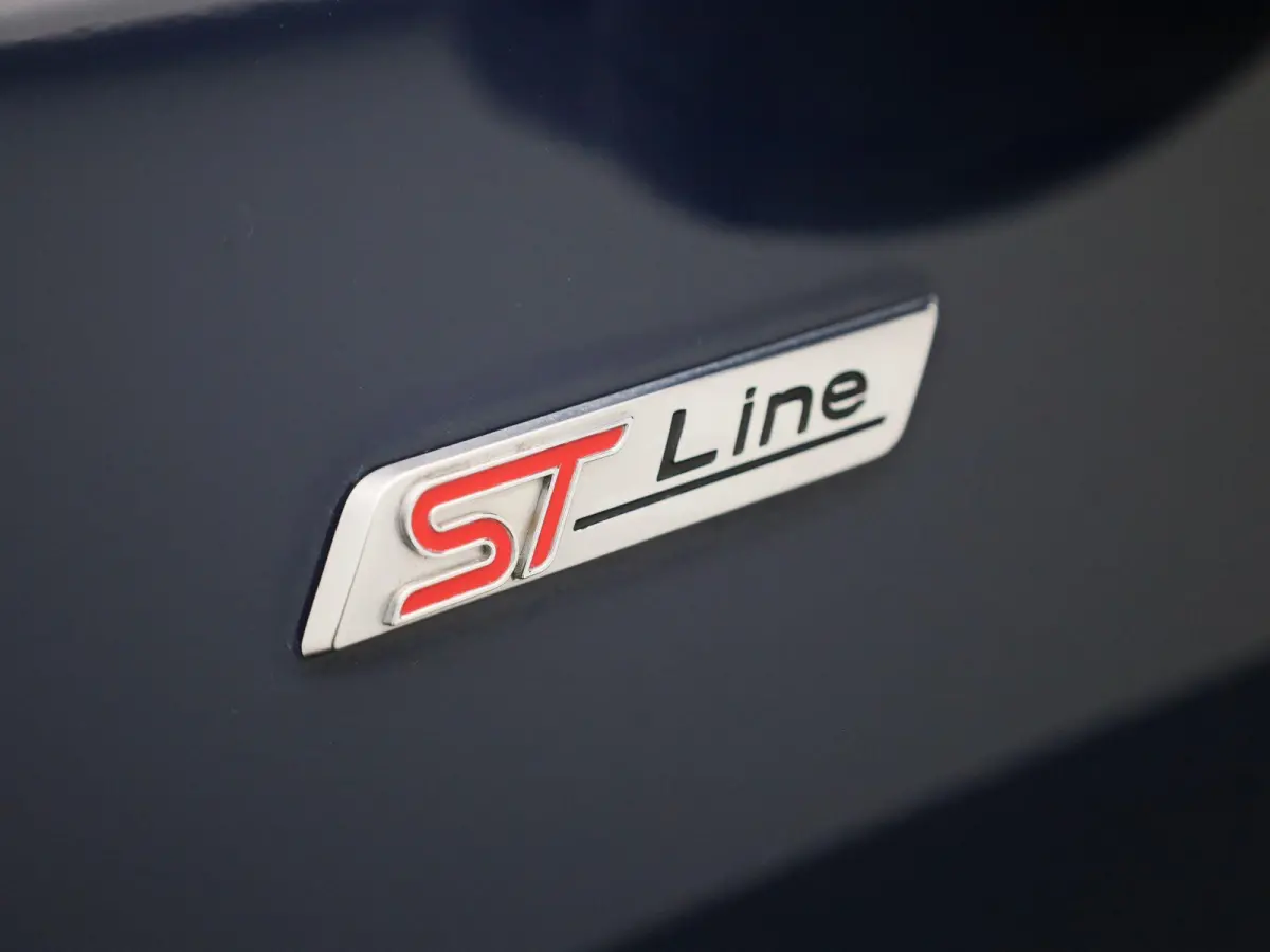 2.5 PHEV ST-Line | APPLE CARPLAY - ANDROID AUTO | CLIMATE CONTROL | CRUISE CONTROL | PARKEERSENSOREN |