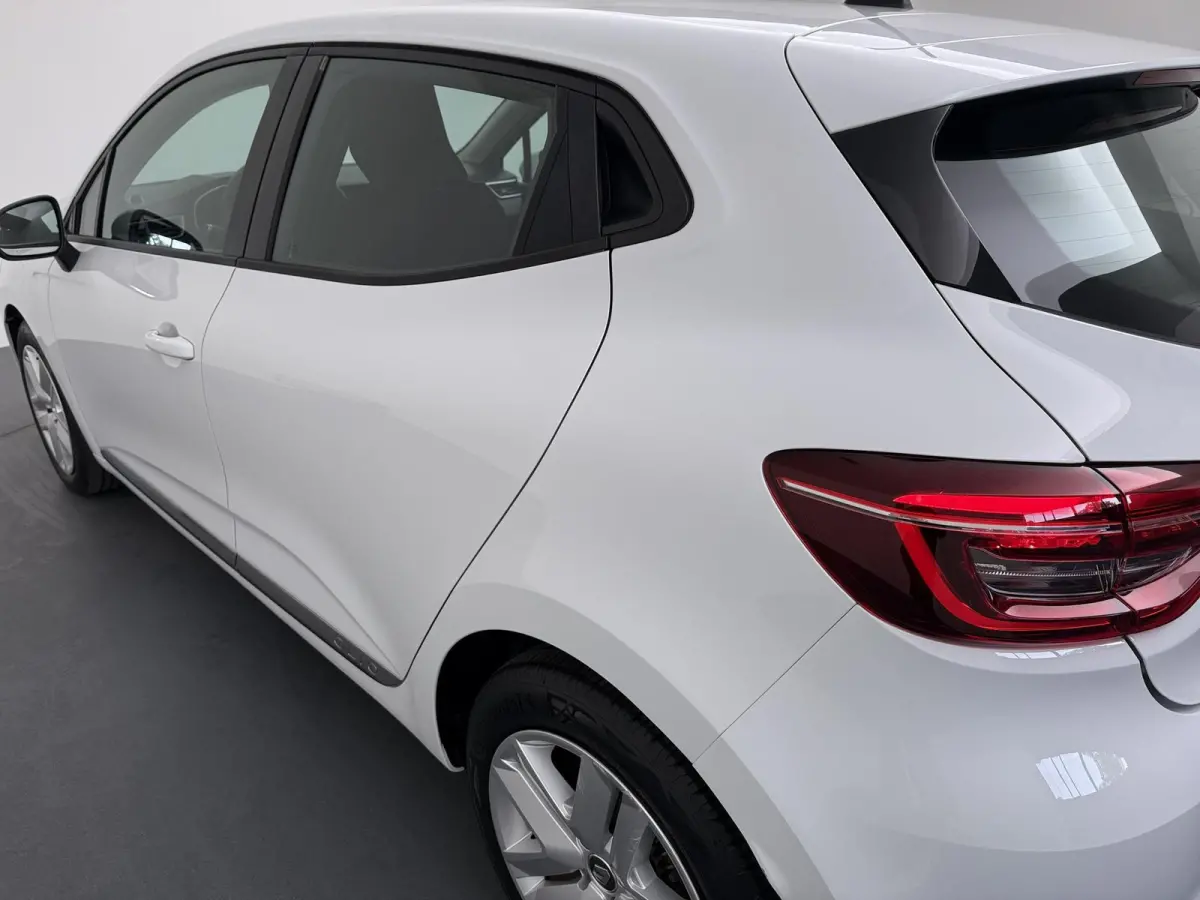 TCe 100 Zen | Trekhaak | Navigatie | Parkeersensoren |