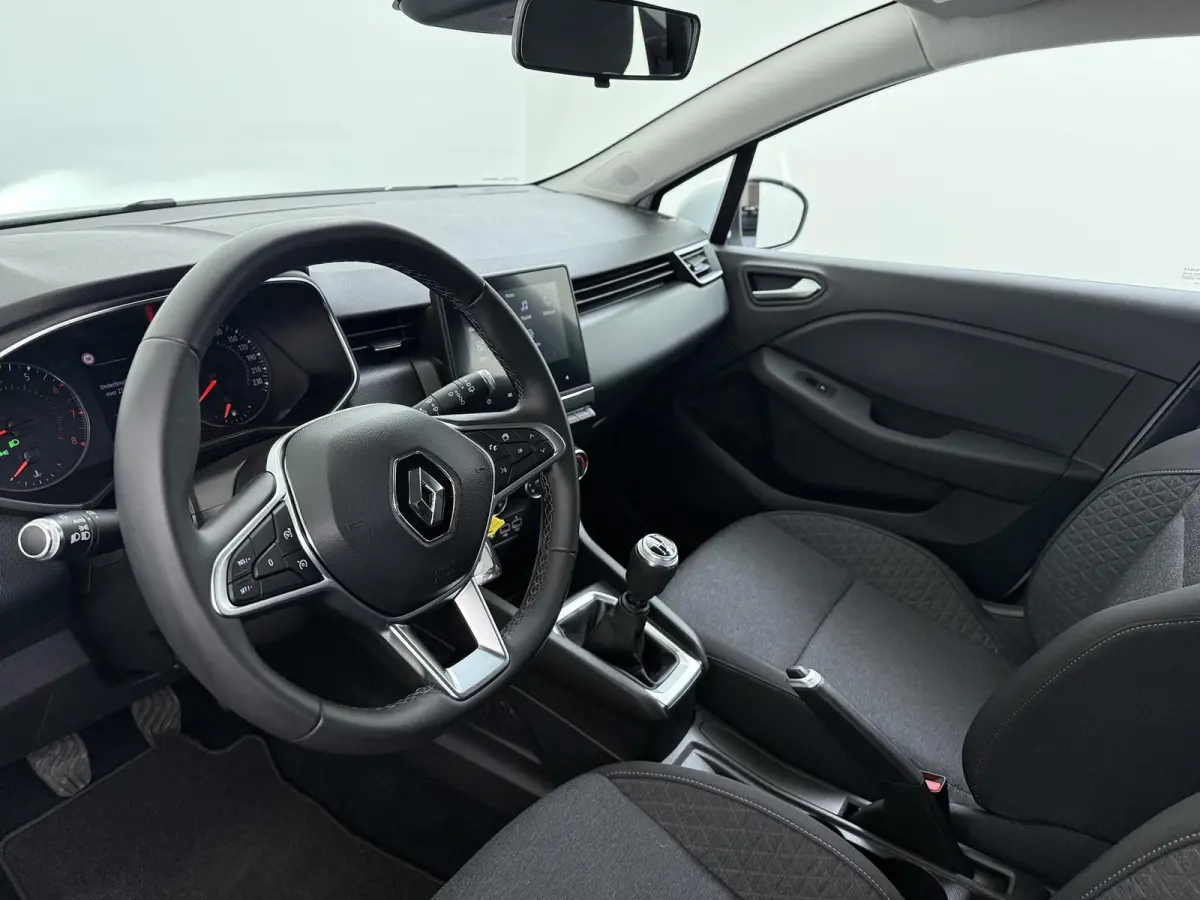 TCe 100 Zen | Trekhaak | Navigatie | Parkeersensoren |
