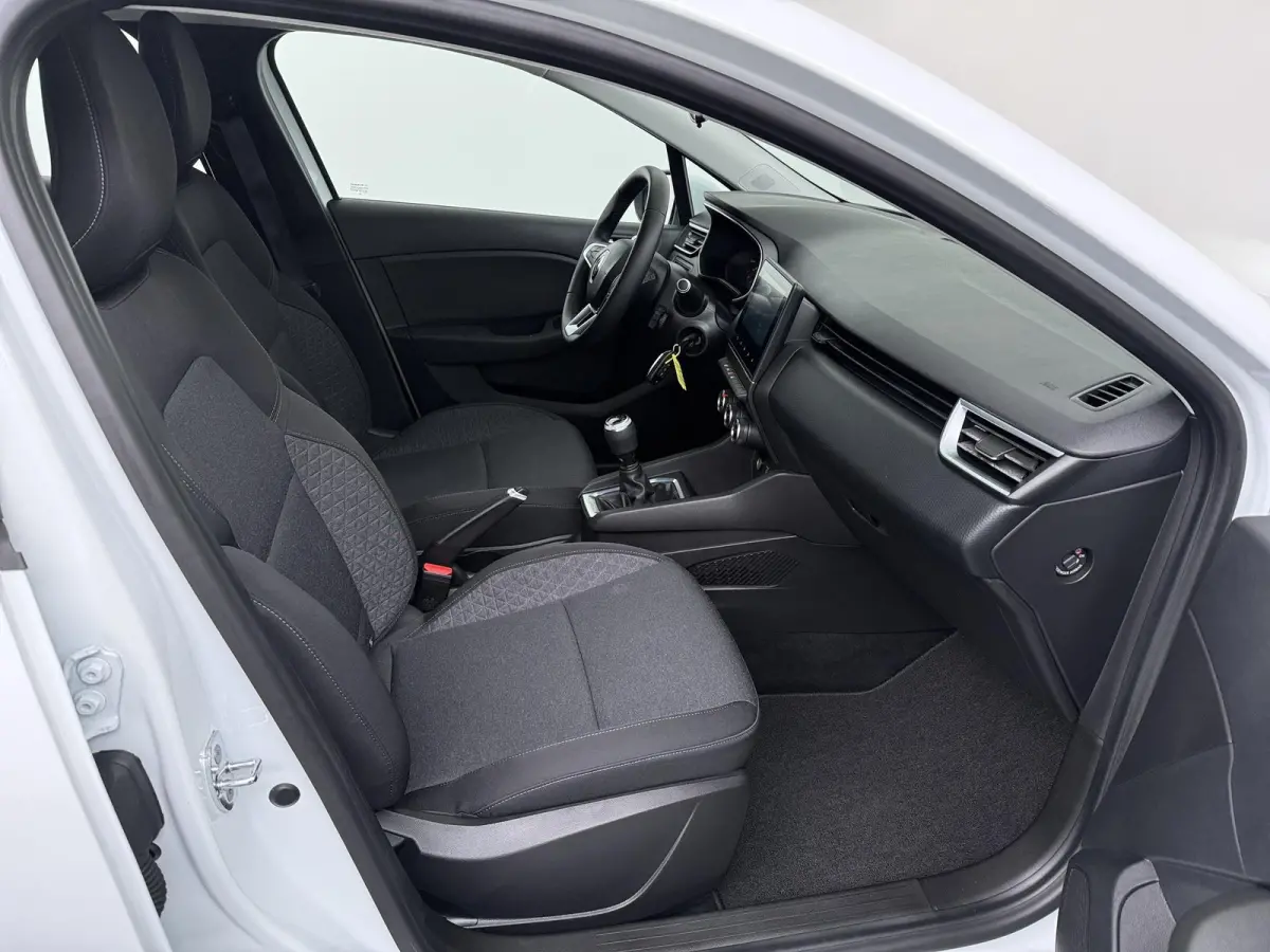 TCe 100 Zen | Trekhaak | Navigatie | Parkeersensoren |