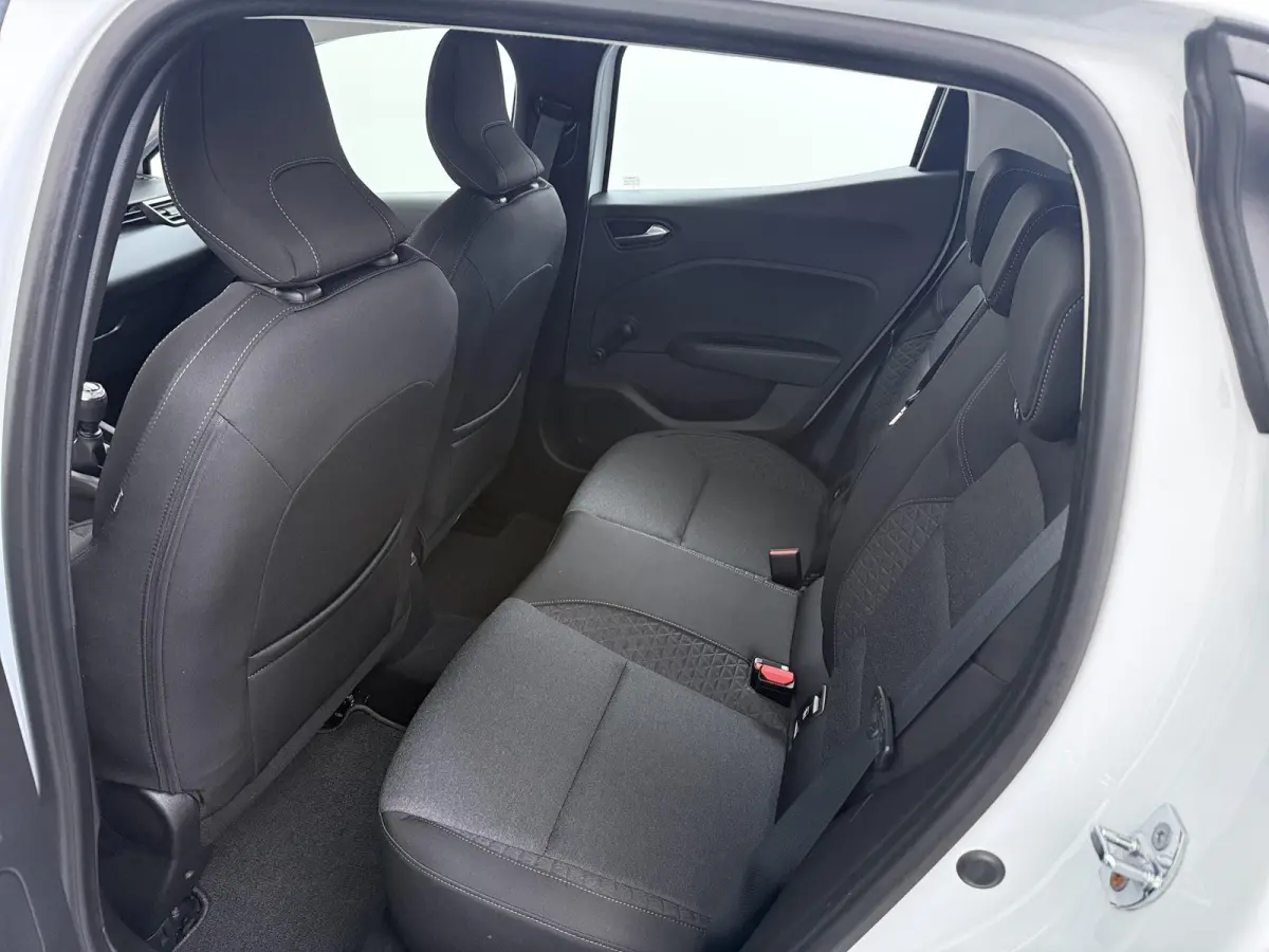 TCe 100 Zen | Trekhaak | Navigatie | Parkeersensoren |