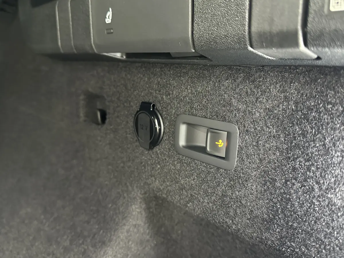 1.5 TSI PHEV Sportline | Trekhaak | Canton | Comfort-pack | Dynamic-pack