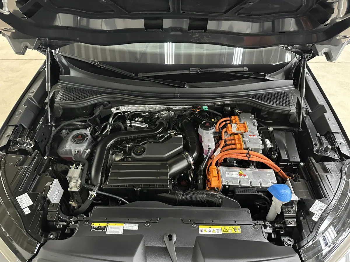 1.5 TSI PHEV Sportline | Trekhaak | Canton | Comfort-pack | Dynamic-pack