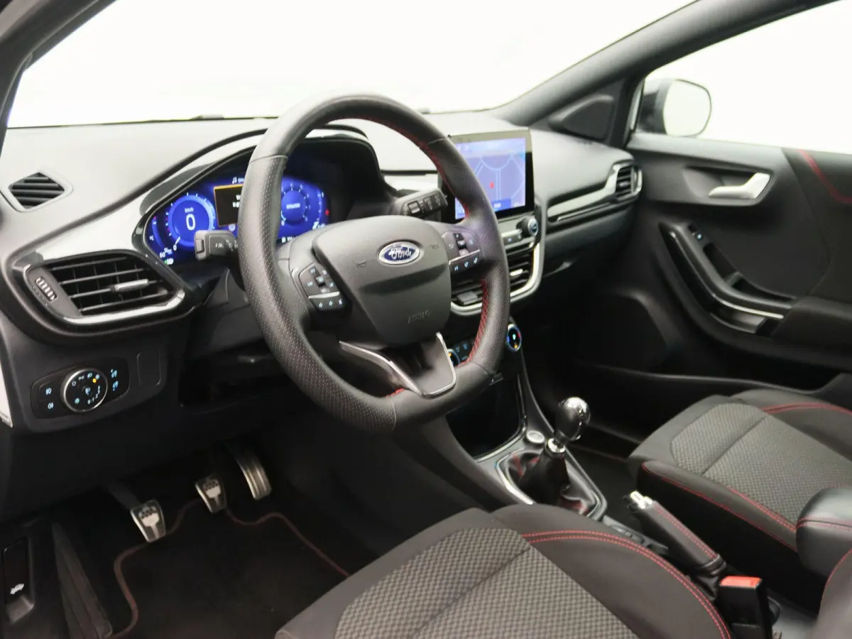 1.0 EcoBoost ST-Line | Winterpack | Navi | Cruise Control |