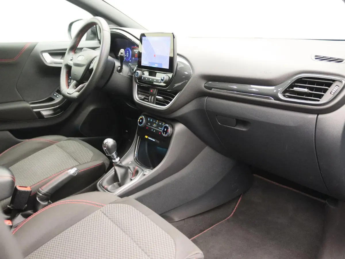 1.0 EcoBoost ST-Line | Winterpack | Navi | Cruise Control |