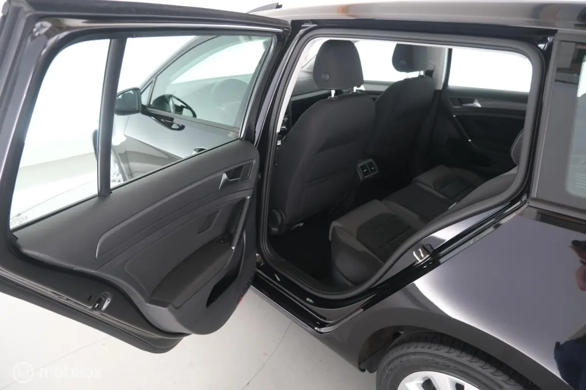 1.0 TSI Comfortline Business trekhaak|stoelverw.|ErgoActiv|acc|cam|lmv16
