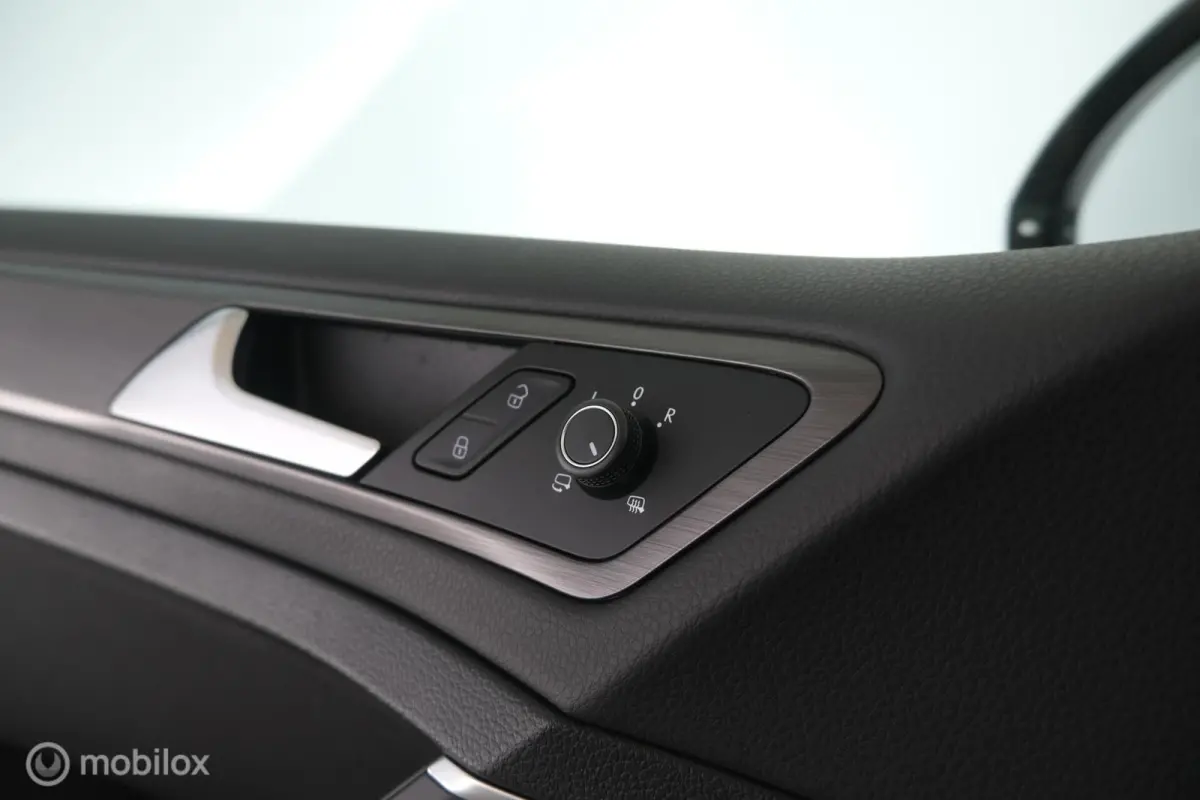1.0 TSI Comfortline Business trekhaak|stoelverw.|ErgoActiv|acc|cam|lmv16