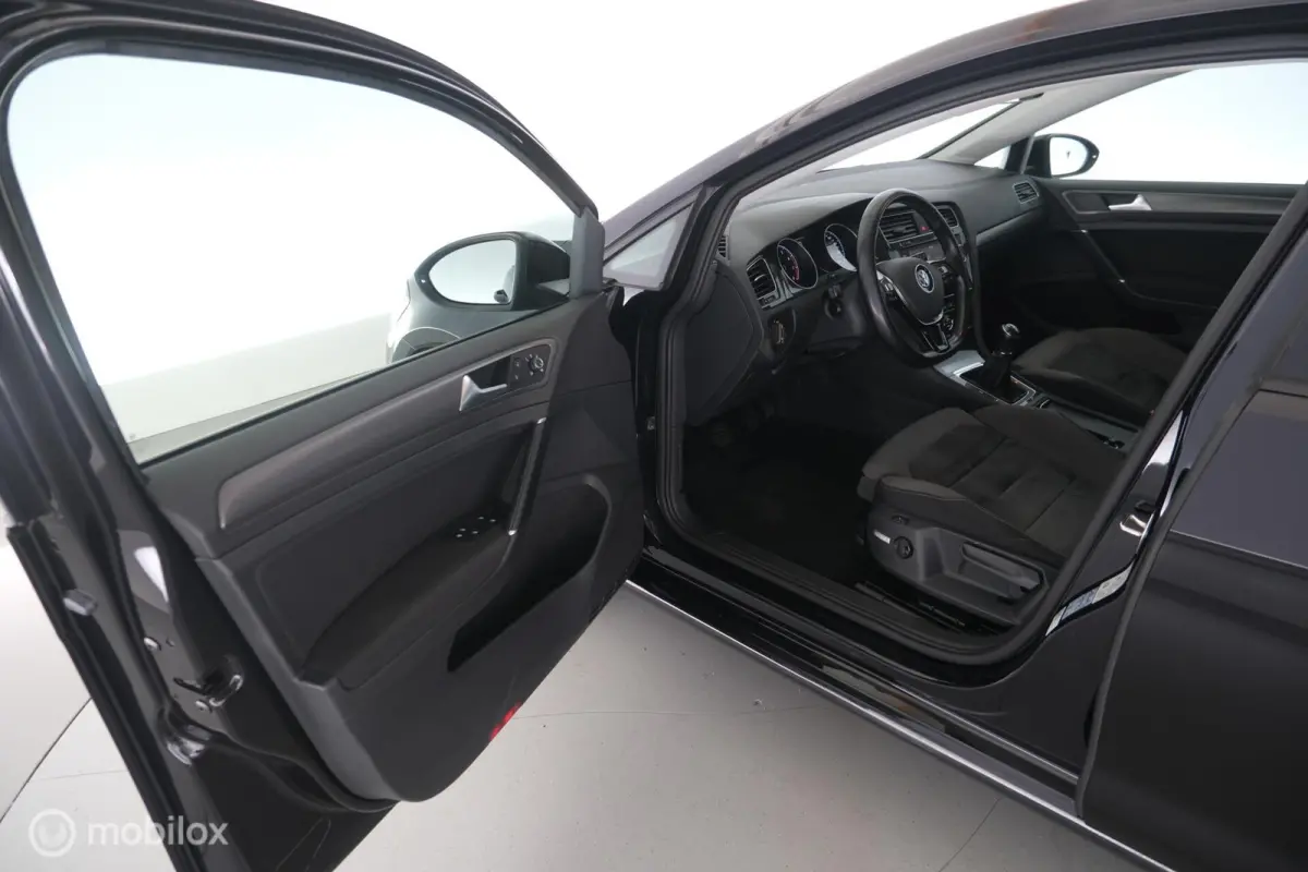1.0 TSI Comfortline Business trekhaak|stoelverw.|ErgoActiv|acc|cam|lmv16