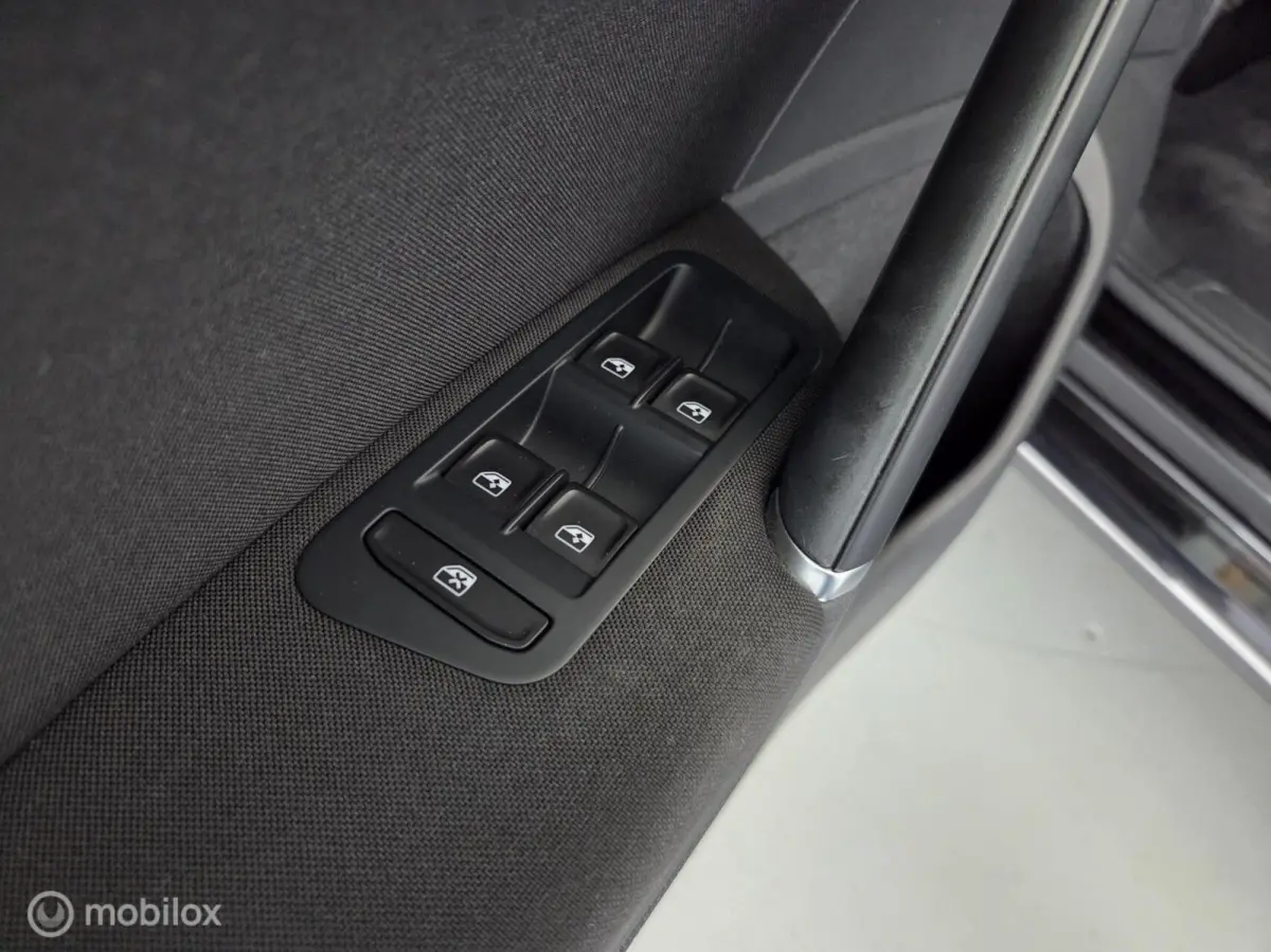 1.0 TSI Comfortline Business trekhaak|stoelverw.|ErgoActiv|acc|cam|lmv16