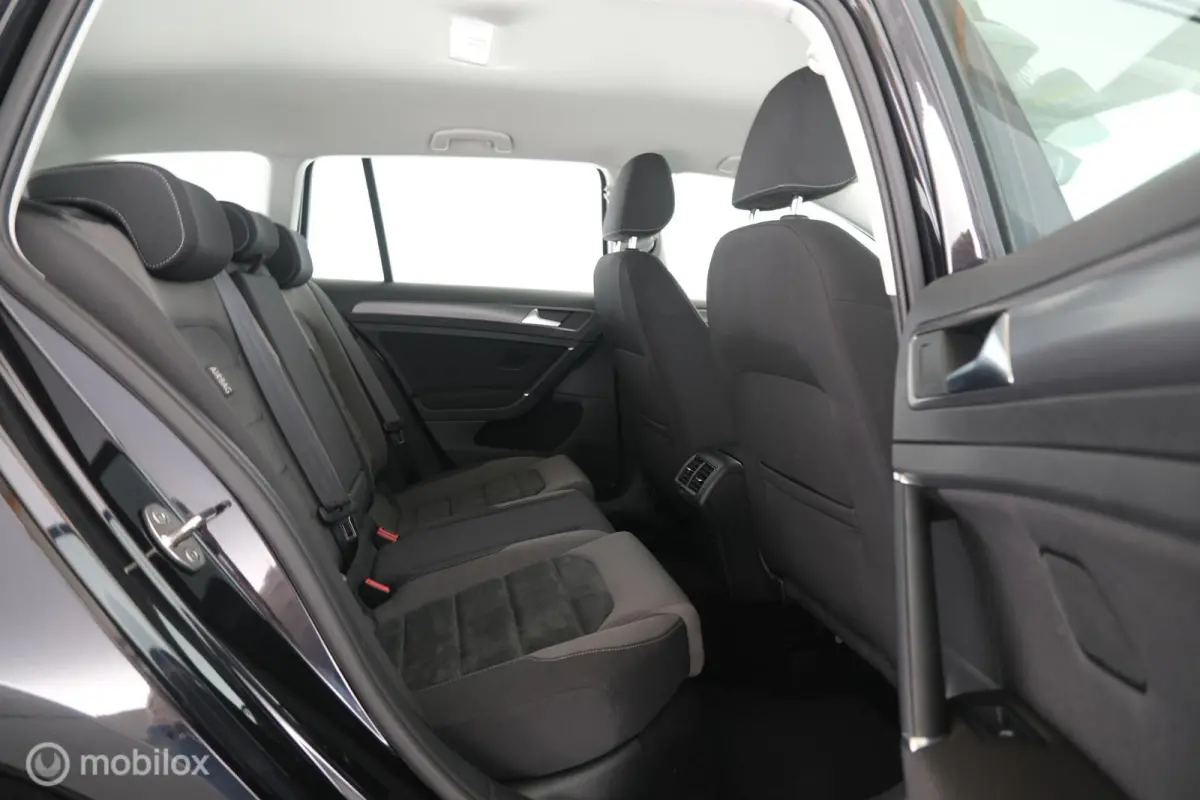 1.0 TSI Comfortline Business trekhaak|stoelverw.|ErgoActiv|acc|cam|lmv16