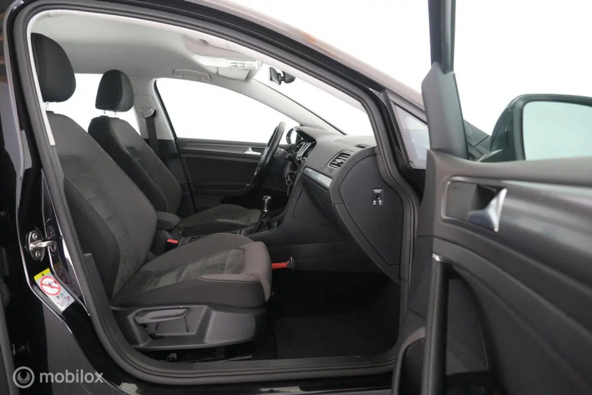 1.0 TSI Comfortline Business trekhaak|stoelverw.|ErgoActiv|acc|cam|lmv16