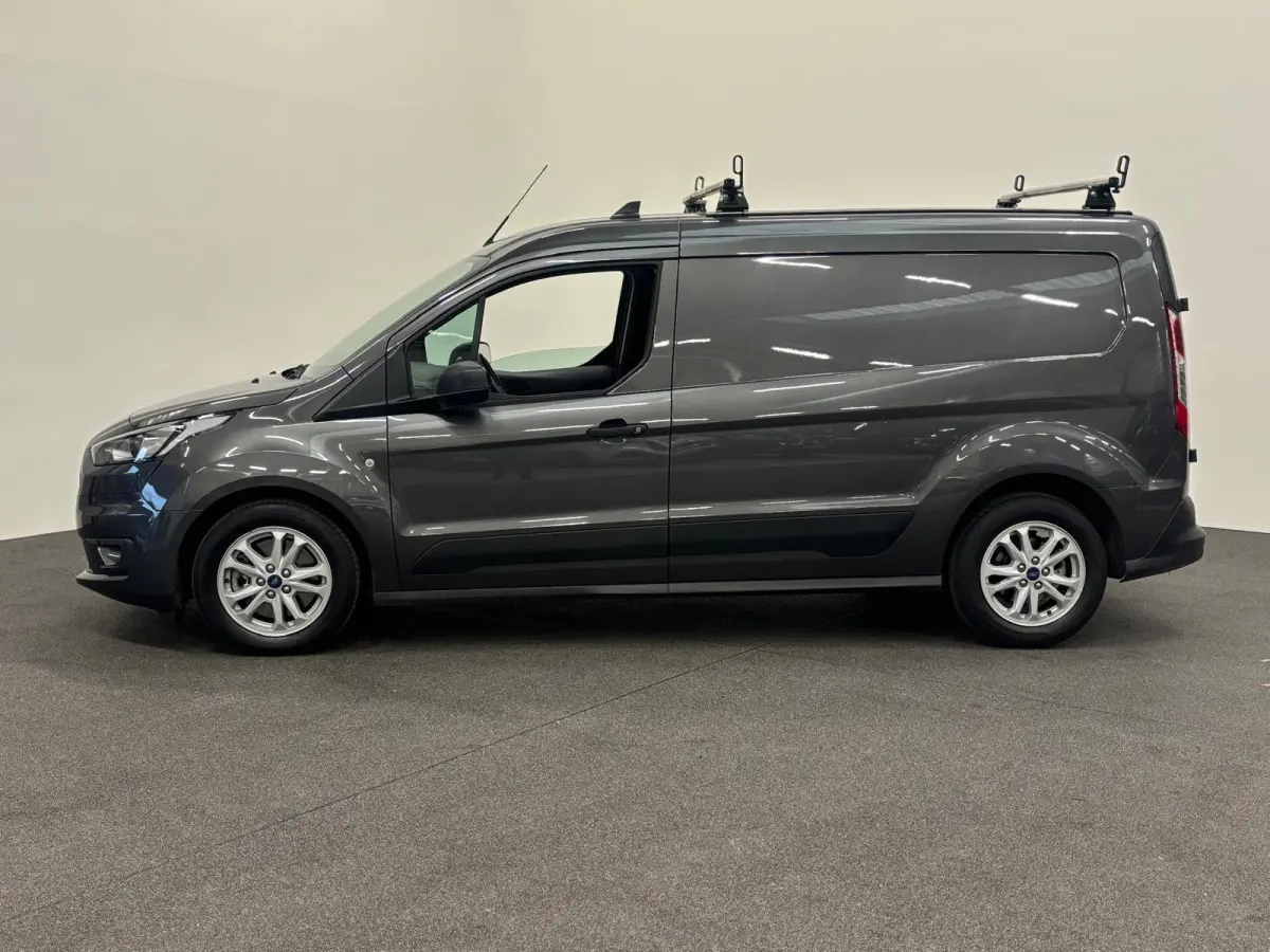 1.5 EcoBlue L2 Trend Airco Navigatie Parkeersensoren Camera Cruise Control Lichtmetalen velgen 3 Zits