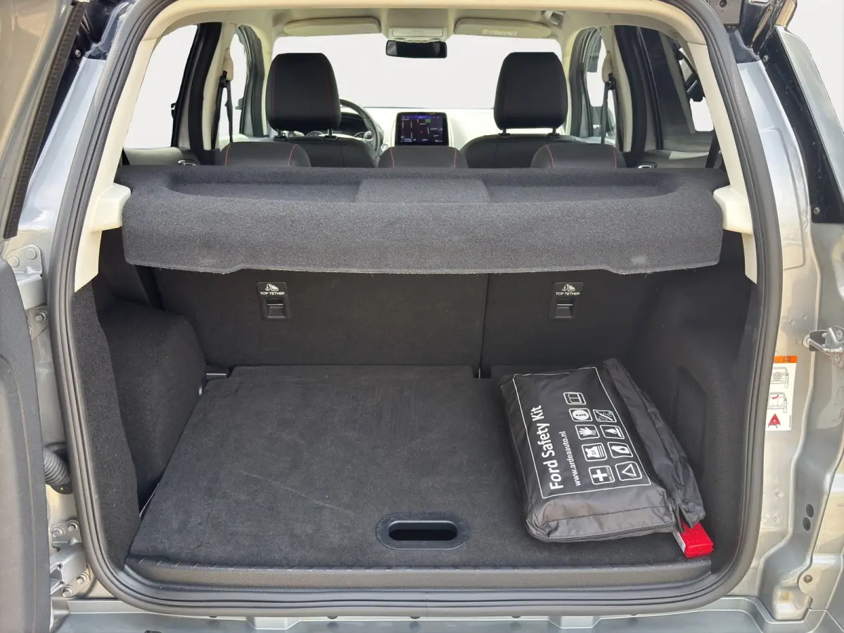 1.0 EcoBoost ST-Line | Verwarmde stoelen en stuur | Premium audio | Alcantara\leer | Apple carplay\Android Auto |