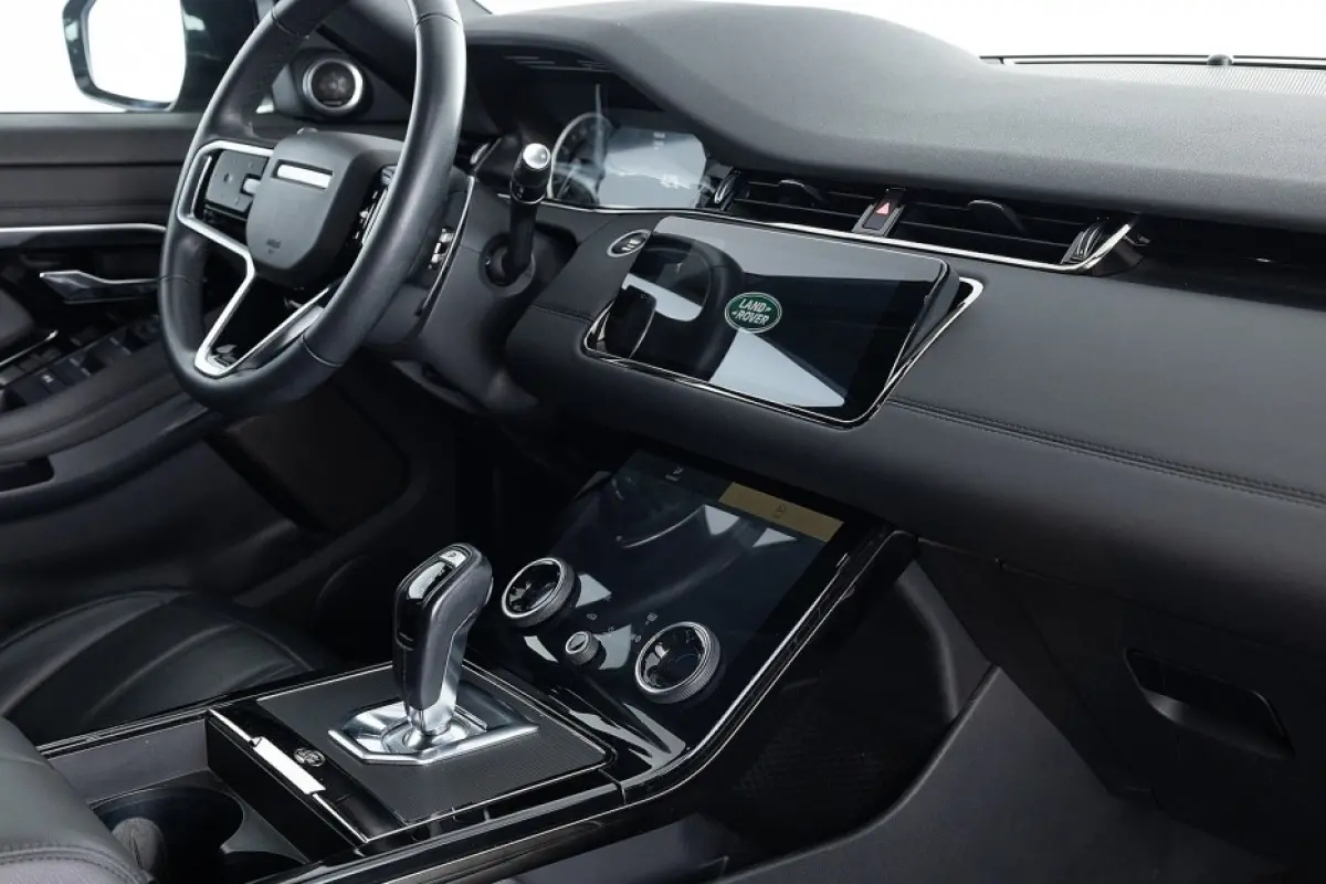 P300e R-Dynamic SE Automaat | Full LED | LEDER | EL. Stoel | PHEV