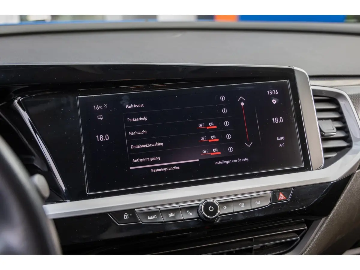 1.6 Turbo Plug-In Hybrid Ultimate | Trekhaak | Matrix LED | Nachtzicht | 360 Camera | Stoel ventilatie | Cruise adaptief | Full optie! | Apple Carplay/Android Auto|telefoonintegratie premium