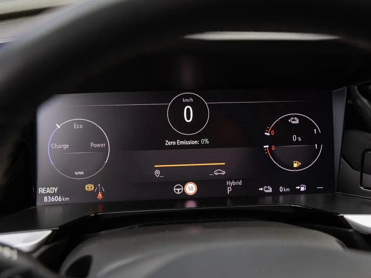 1.6 Turbo Plug-In Hybrid Ultimate | Trekhaak | Matrix LED | Nachtzicht | 360 Camera | Stoel ventilatie | Cruise adaptief | Full optie! | Apple Carplay/Android Auto|telefoonintegratie premium