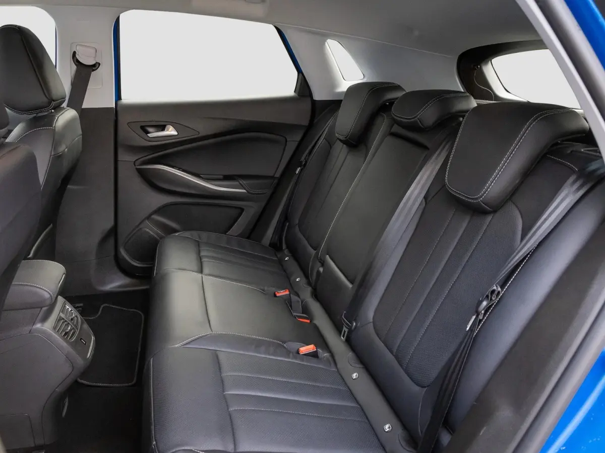 1.6 Turbo Plug-In Hybrid Ultimate | Trekhaak | Matrix LED | Nachtzicht | 360 Camera | Stoel ventilatie | Cruise adaptief | Full optie! | Apple Carplay/Android Auto|telefoonintegratie premium