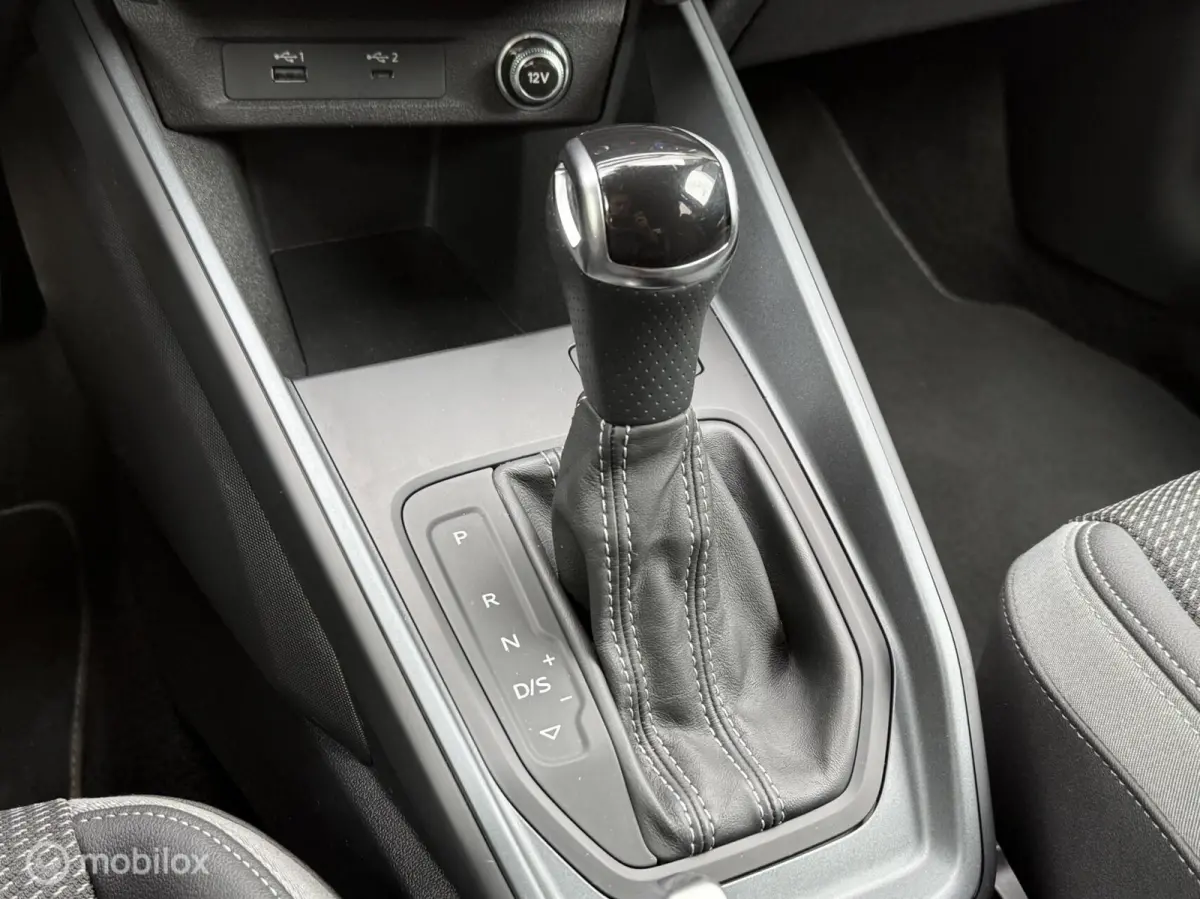 30 TFSI S Line Carplay Climate Cruise LED PDC