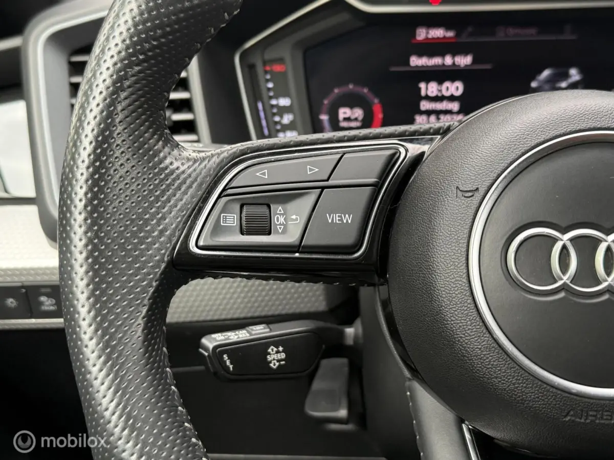 30 TFSI S Line Carplay Climate Cruise LED PDC