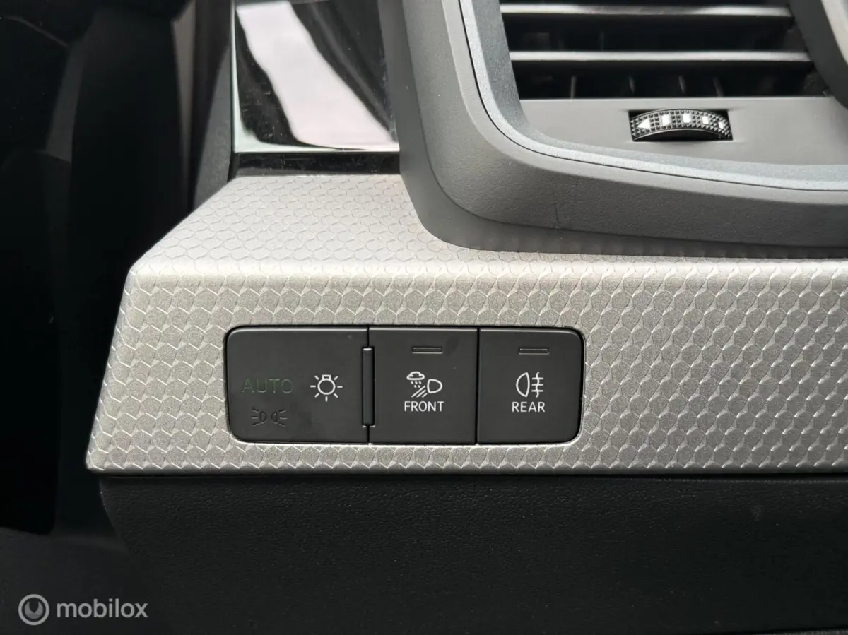 30 TFSI S Line Carplay Climate Cruise LED PDC
