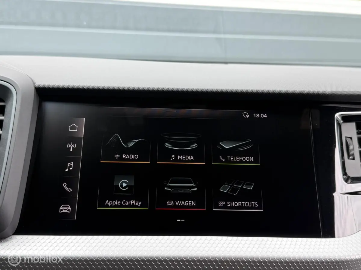 30 TFSI S Line Carplay Climate Cruise LED PDC