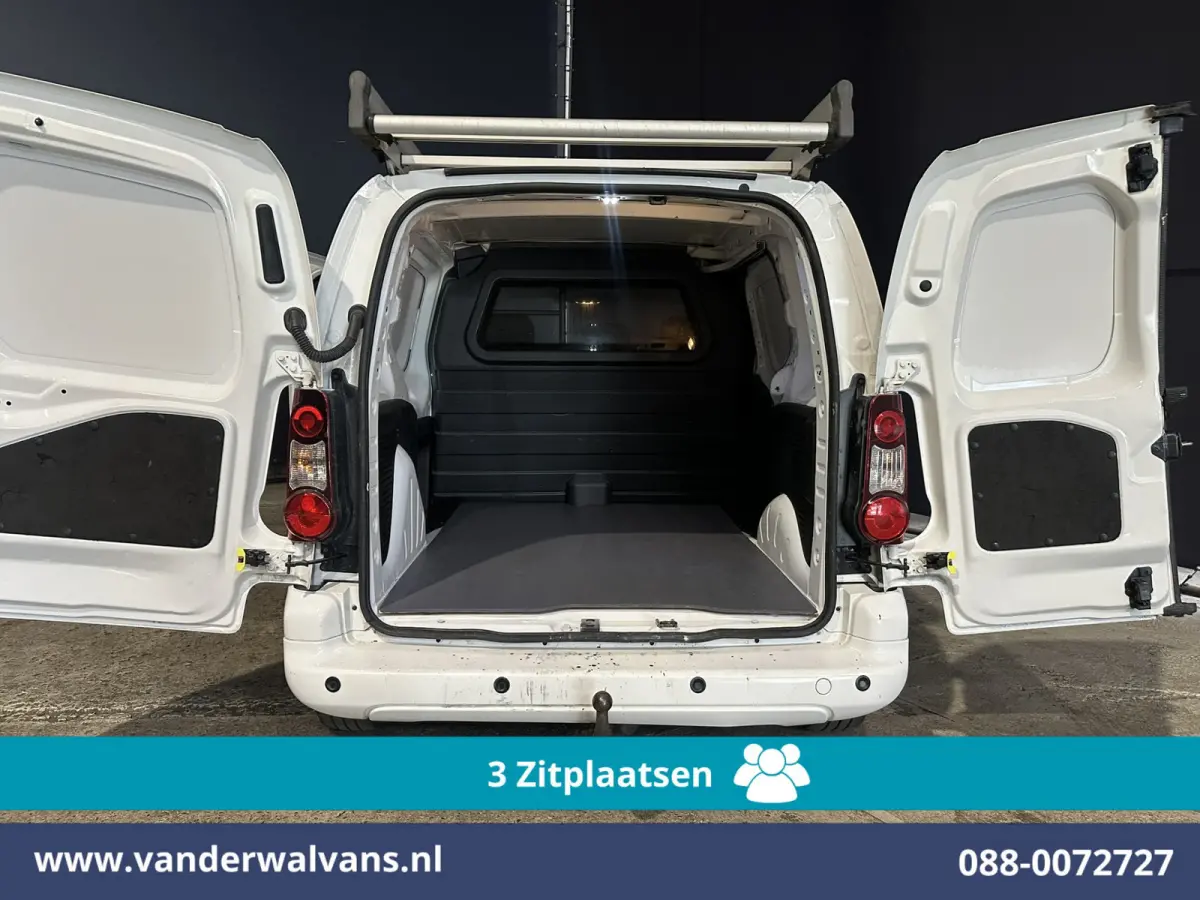 1.6 BlueHDI L1H1 Euro6 Airco | 3-Zits | Apple Carplay | Cruisecontrol | Imperiaal Trekhaak, Parkeersensoren, Bijrijdersbank, Zijdeur