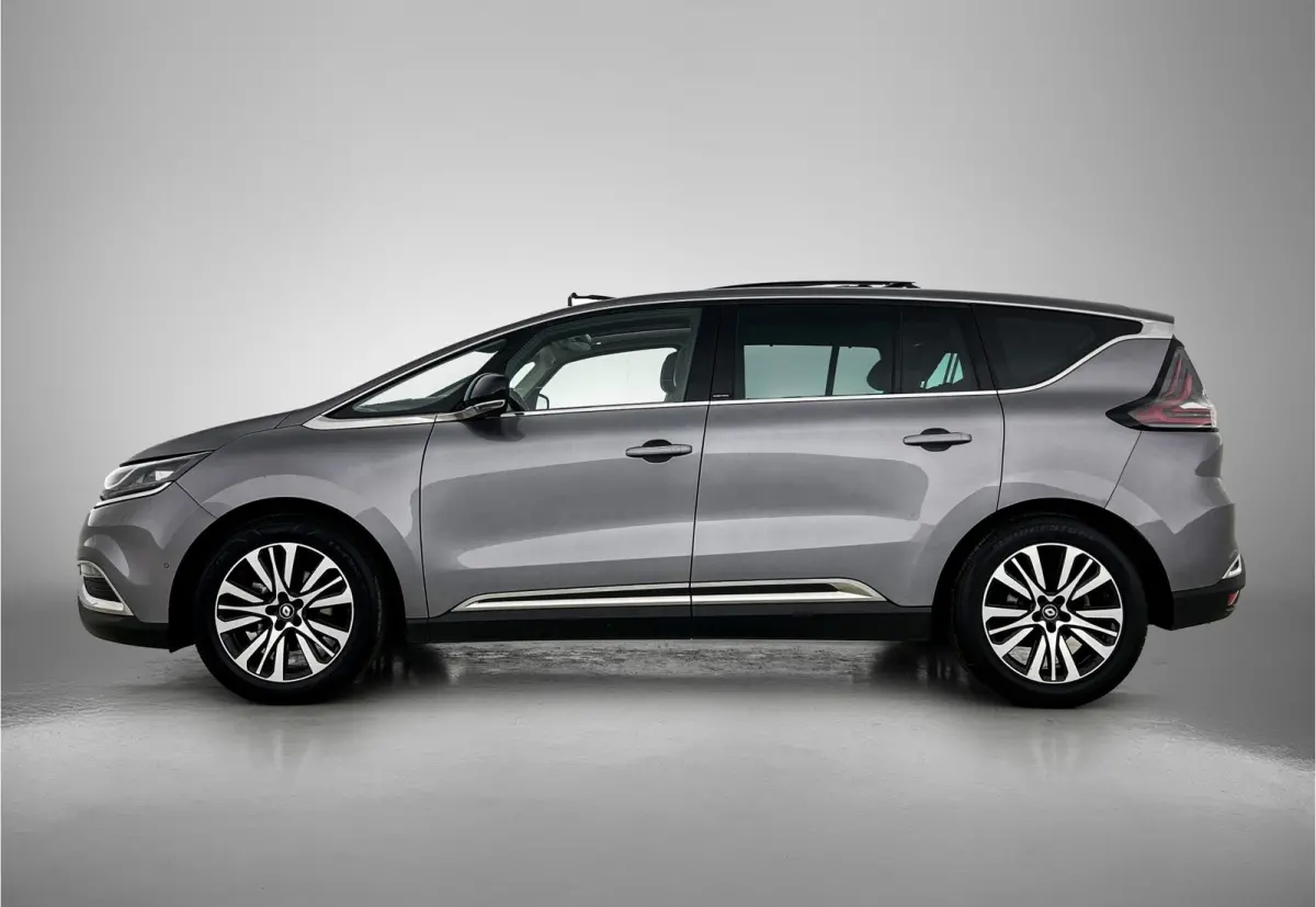 1.6 TCe Initiale Paris 5p. | 1e EIGENAAR | DEALER ONDERHOUDEN | ADAPTIVE CRUISE | CAMERA | HEAD-UP | PANORAMADAK | TREKHAAK AFN. | BOSE | ELEKTR. STOELEN | ELEKTR. ACHTERKLEP | FULL OPTION