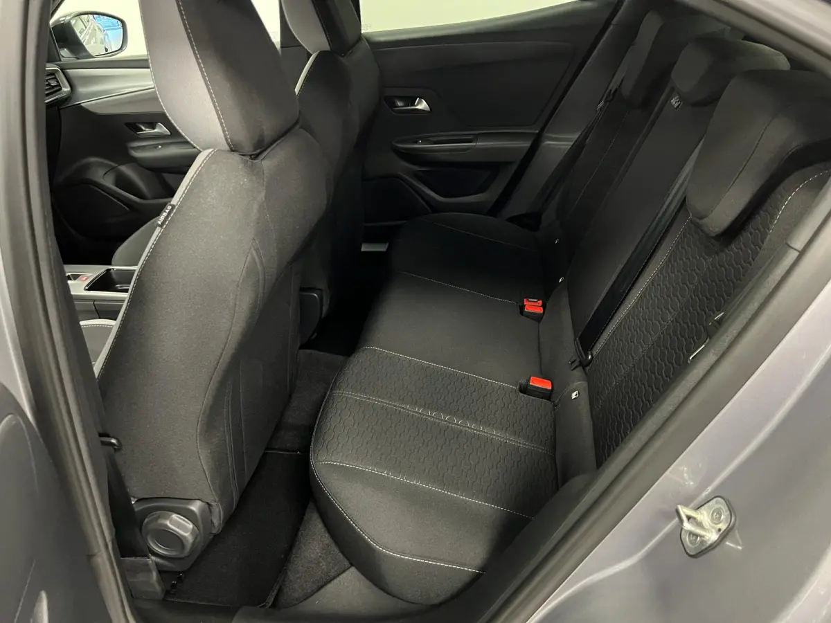 1.2 T / 130PK / AUTOMAAT / EDITION / NW.MODEL /