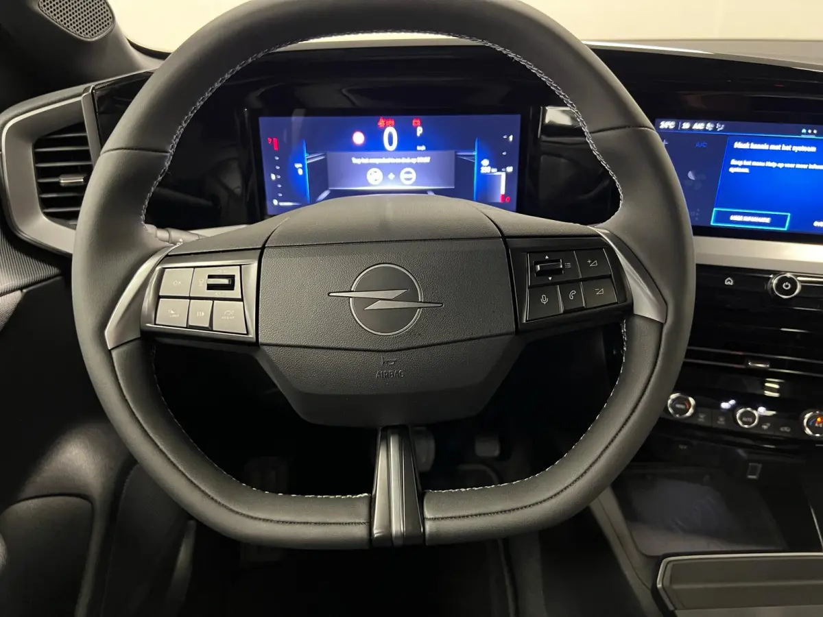 1.2 T / 130PK / AUTOMAAT / EDITION / NW.MODEL /