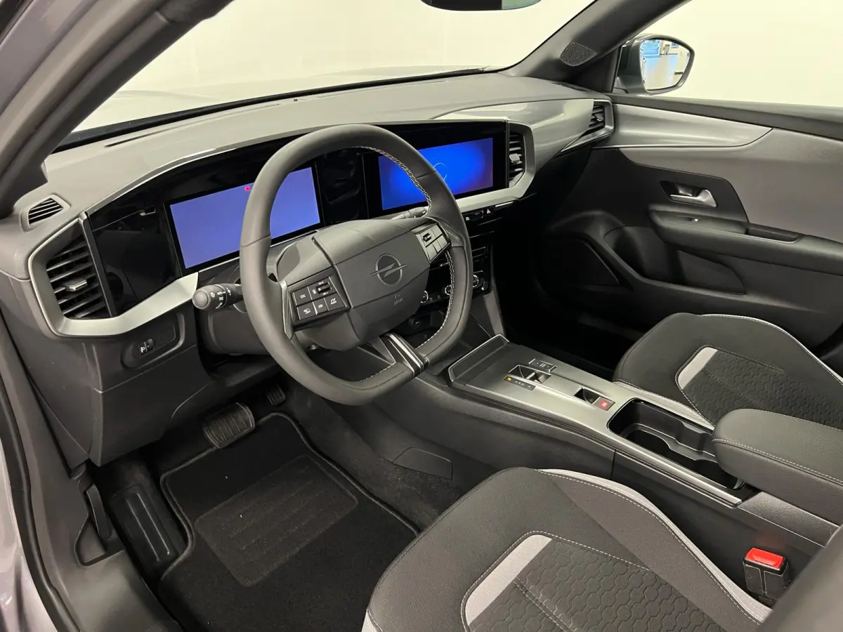 1.2 T / 130PK / AUTOMAAT / EDITION / NW.MODEL /