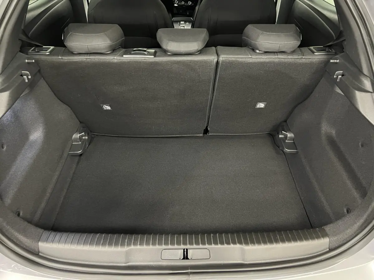 1.2 T / 130PK / AUTOMAAT / EDITION / NW.MODEL /