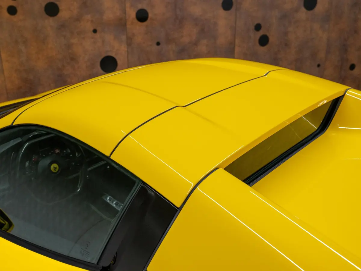 3.9 V8 HELE | Lift | Carbon | Racing Seats | Camera |