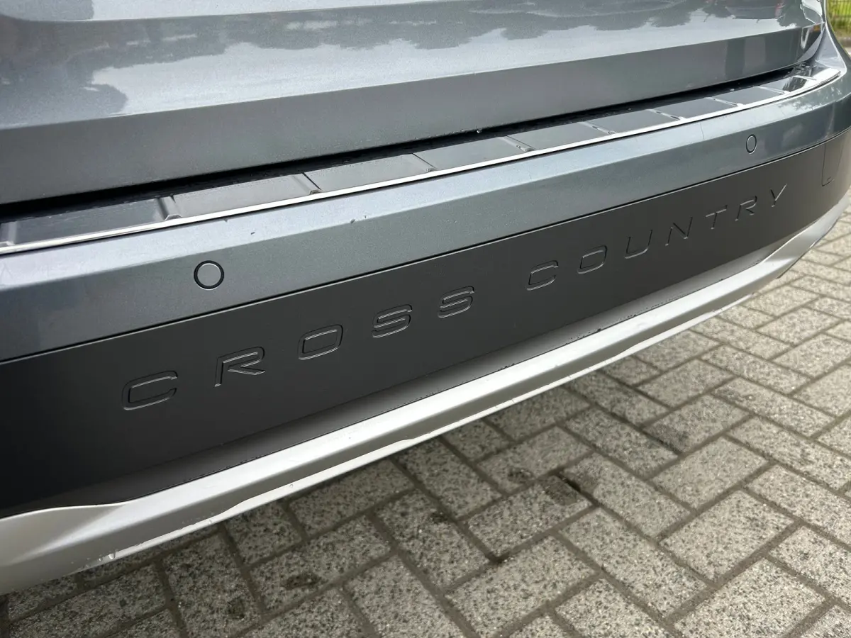 2.0 T5 AWD Pro | Trekhaak | Luchtvering | Camera | Memory | Pilot Assist | Standkachel |